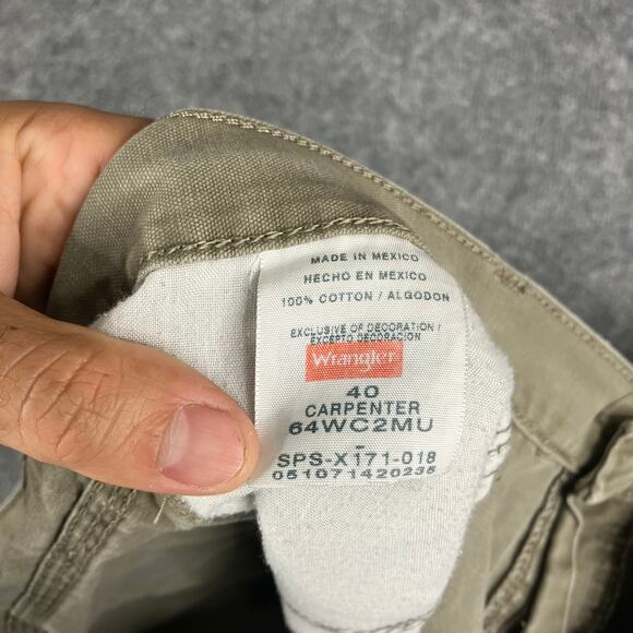 Wrangler Carpenter Shorts Mens Size 40 Khaki Utility Workwear Pockets Durable - Picture 6 of 9